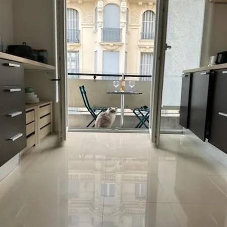 70m2- Centre De ניס